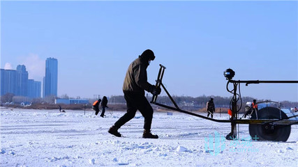 冰雪童话即将上演!哈尔滨冰雪大世界开始采冰