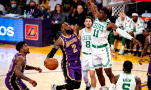 NBA湖人队与凯尔特人激烈比赛